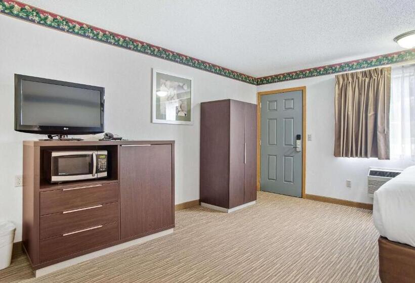 Люкс с гидромассажем, Everspring Inn & Suites