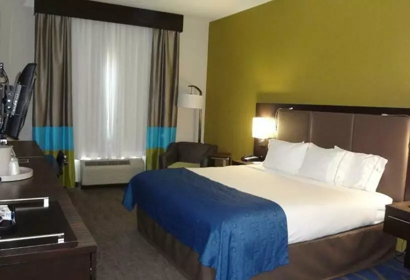 身障者適用キングサイズベッドルーム, Holiday Inn Express El Reno by IHG