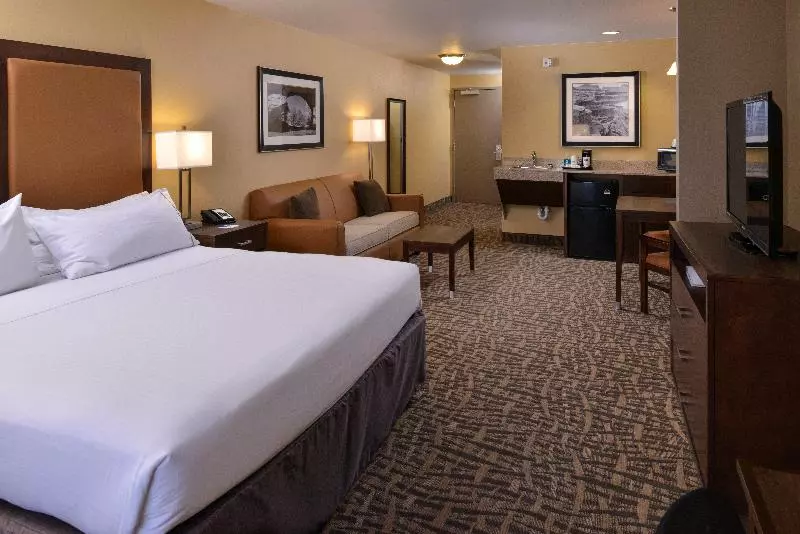 سوئیت با تخت بزرگ, Holiday Inn Express & Suites Page Lake Powell Area, An Ihg