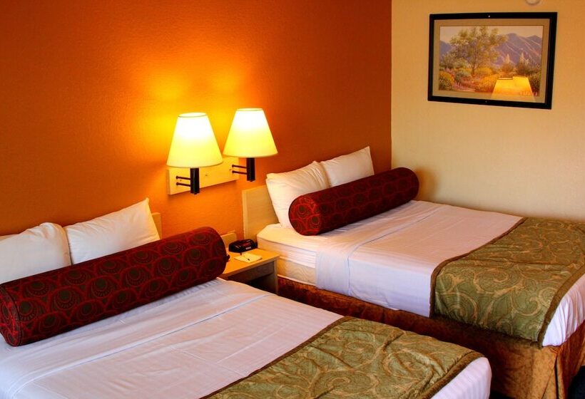 חדר סטנדרט שתי מיטות זוגיות, Howard Johnson By Wyndham Las Vegas Near The Strip