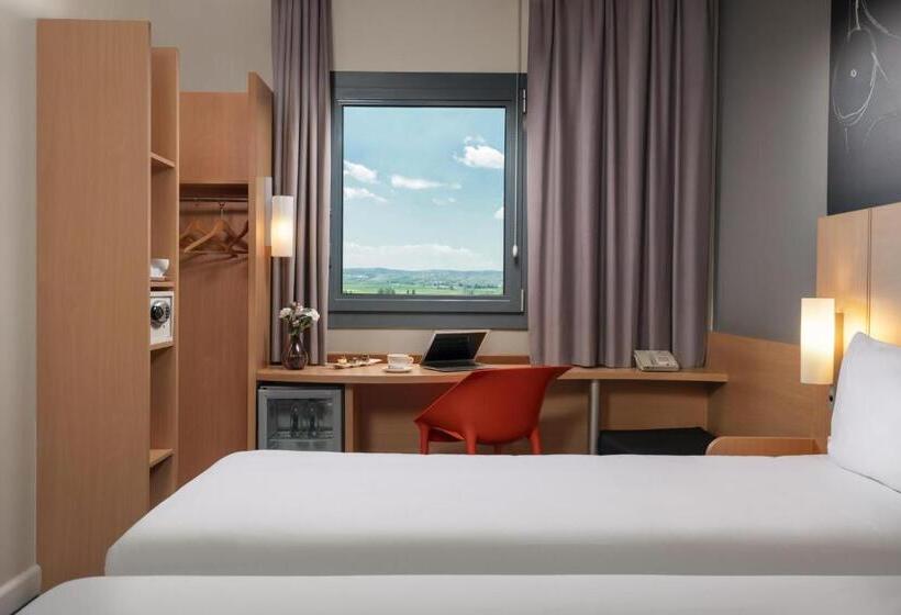 Camera Standard, Ibis Ankara Airport