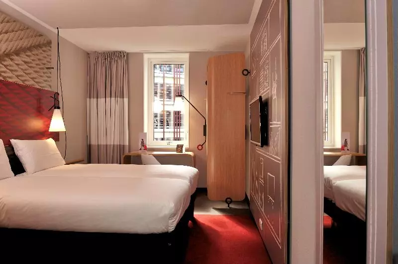 スタンダードルーム, Ibis Rotterdam City Centre