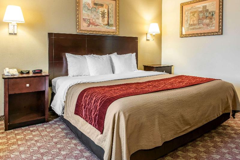 غرفة قياسية سرير كينج, Quality Inn