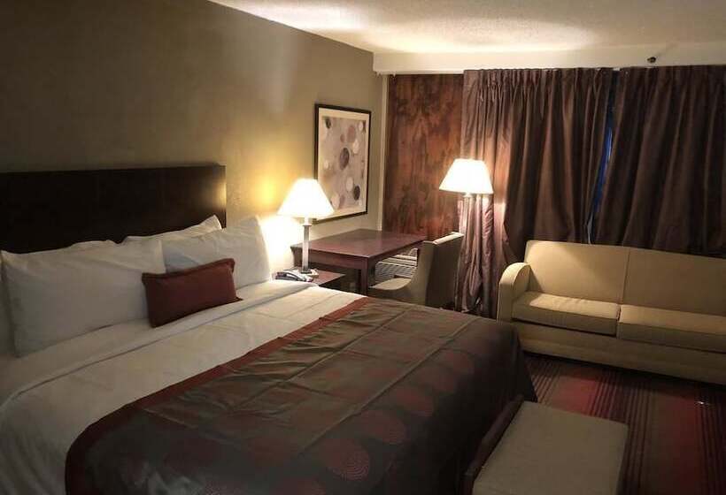 غرفة ديلوكس مطلة على حمام السباحة, Michigan City Inn