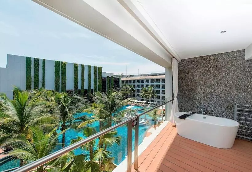 デラックススイート, The Stones   Legian, Bali   Marriott Autograph Collection