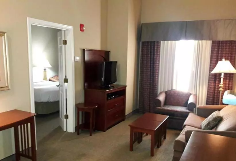 デラックススイート, Westay Suites Covington/mandeville