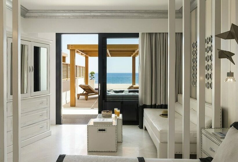 جناح جونيور مطلّ علي البحر, Mitsis Selection Alila