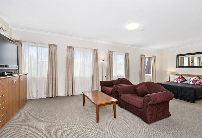 اتاق اجرایی, Comfort Inn Centrepoint Motel