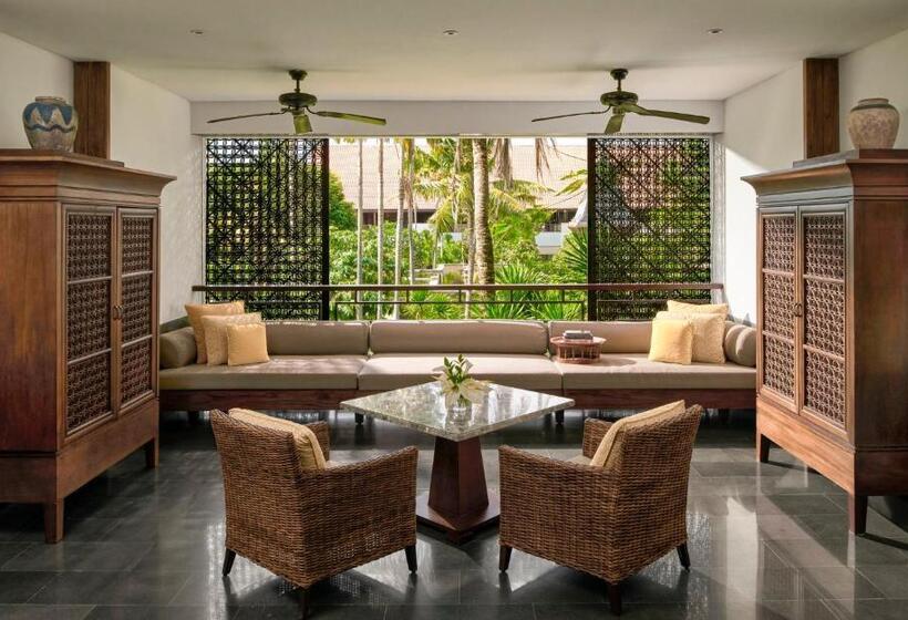 Люкс Вид на Сад, Intercontinental Bali Sanur Resort, An Ihg