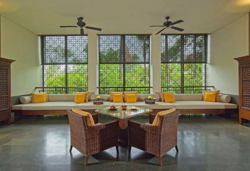 Люкс Вид на Сад, Intercontinental Bali Sanur Resort, An Ihg