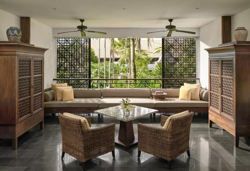庭の見えるジュニアスイート, Intercontinental Bali Sanur Resort, An Ihg