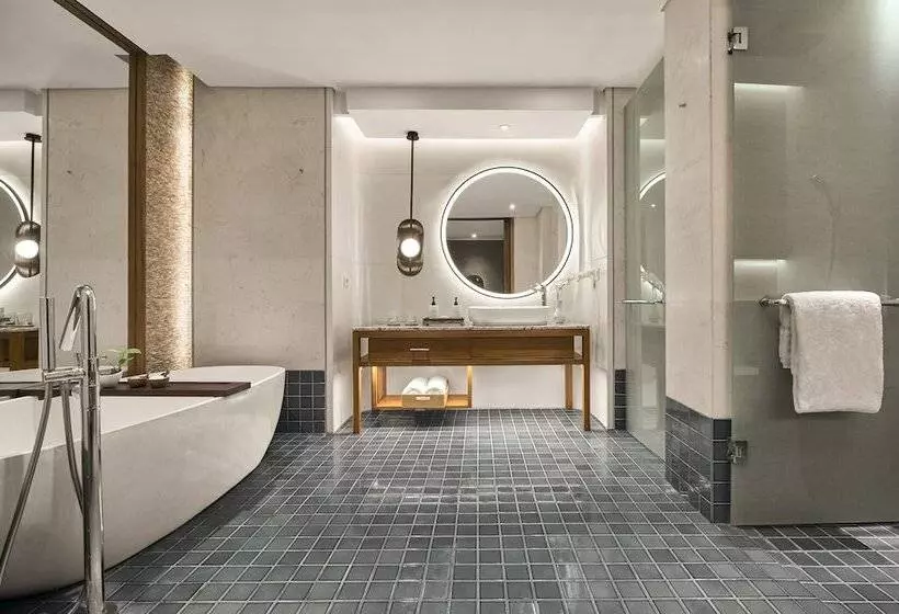 庭の見えるジュニアスイート, Intercontinental Bali Sanur Resort, An Ihg