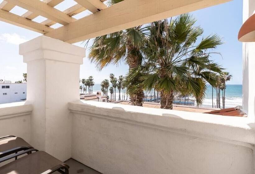 海の見えるスタンダードスタジオ, San Clemente Cove