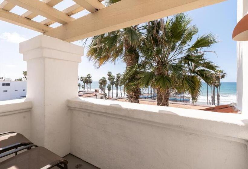 海の見えるスタンダードスタジオ, San Clemente Cove