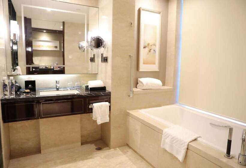 Номер Deluxe Кровать Кинг, Doubletree By Hilton Hotel Anhui   Suzhou