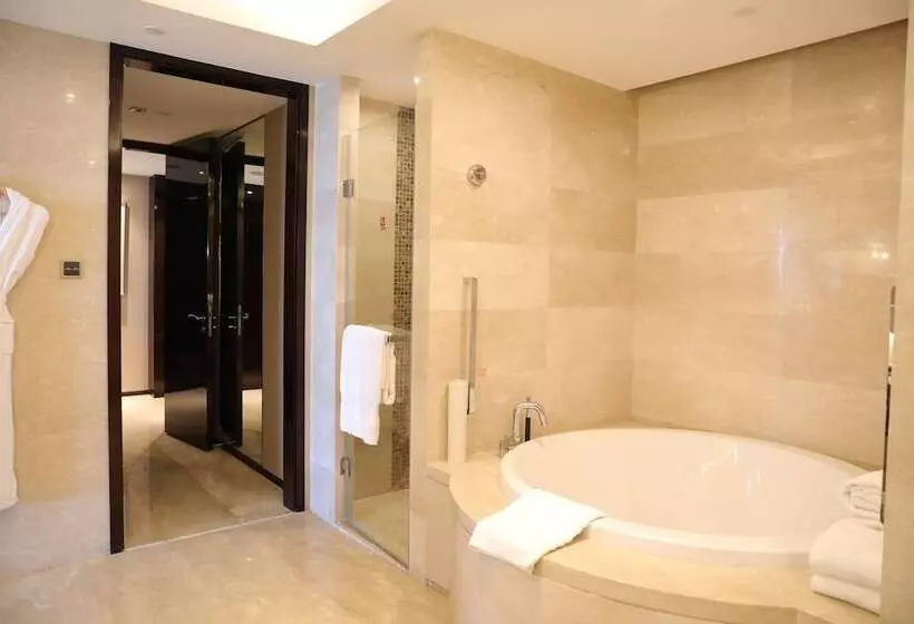 キングサイズベッドのデラックスルーム, Doubletree By Hilton Hotel Anhui   Suzhou