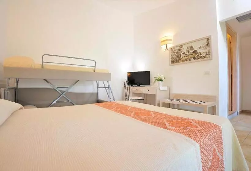 اتاق سوپریور چهار تخته, Baia Del Porto