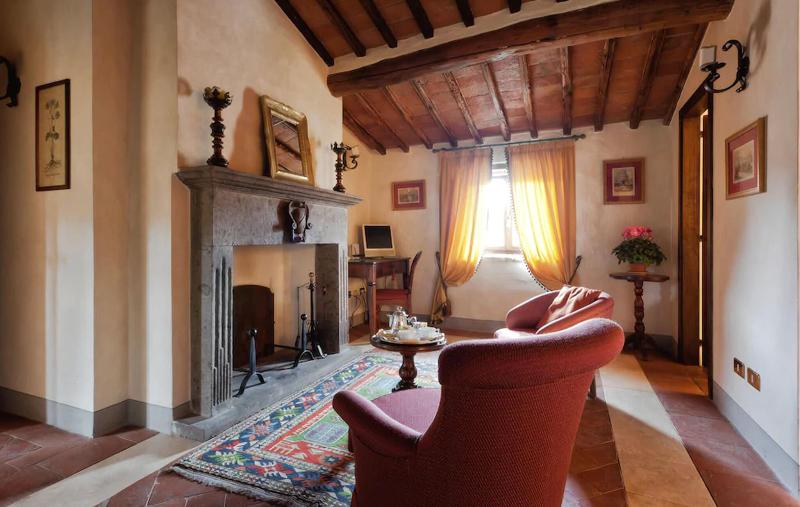Полулюкс, Castello Di Spaltenna Exclusive Resort & Spa