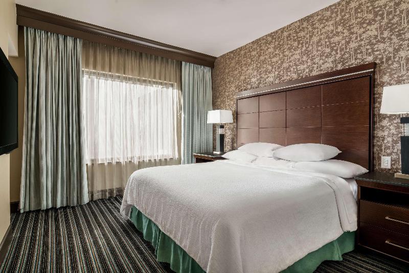 غرفة قياسية مطلة على الجبل, Embassy Suites By Hilton Salt Lake West Valley City