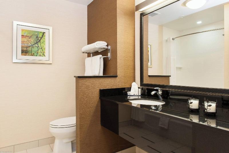 스탠다드 룸 킹사이즈 침대, Fairfield Inn & Suites By Marriott Vernon