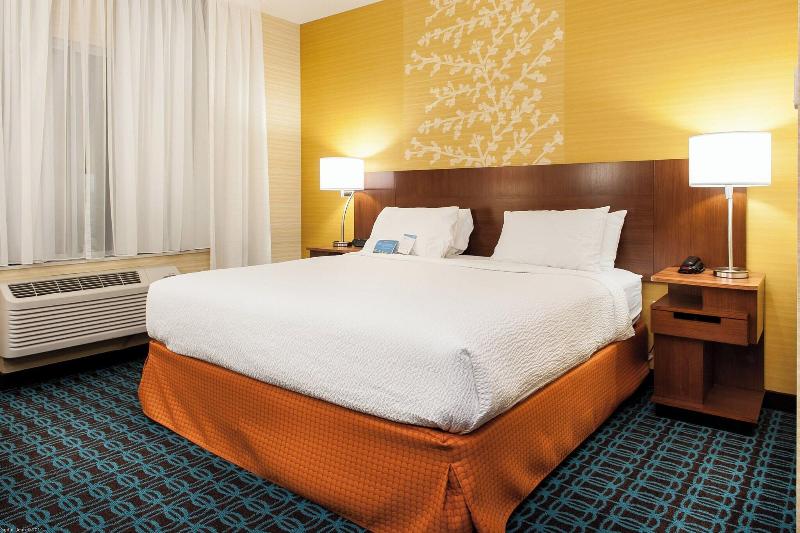 带大床的标准间, Fairfield Inn & Suites By Marriott Vernon