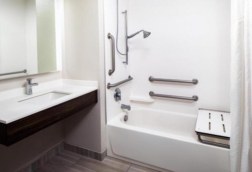 Люкс Адаптированный для Инвалидов, Holiday Inn Express And Suites Los Alamos Entrada Park, An Ihg