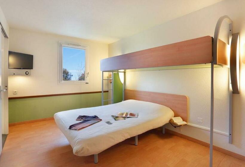 اتاق استاندارد سه نفره, Ibis Budget Cosnesurloire