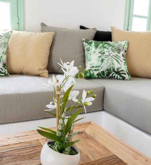 2 Bedroom Apartment, Joanna Villas