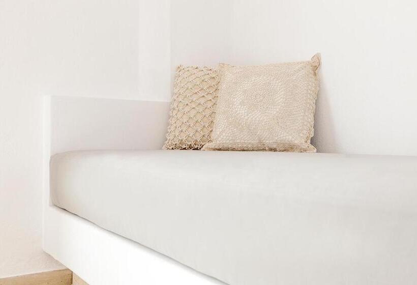 2 Bedroom Apartment, Joanna Villas