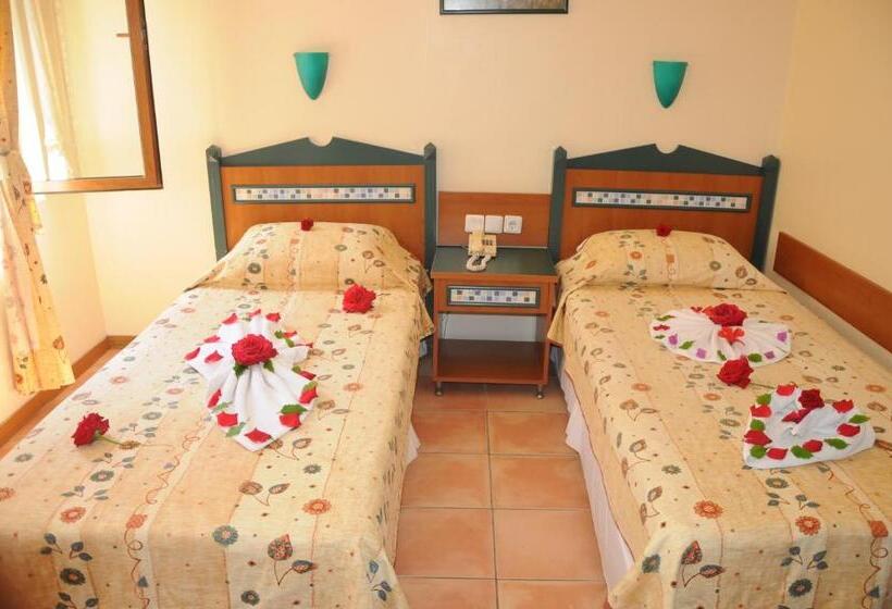 Номер Стандарт Вид на Сад, Katre Hotel Oludeniz