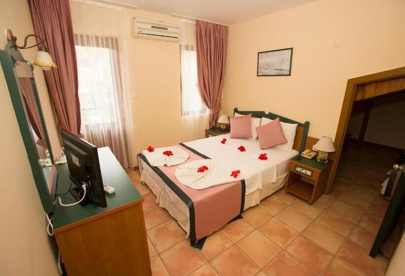 Семейный Номер, Katre Hotel Oludeniz