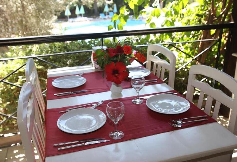 Номер Стандарт Вид на Сад, Katre Hotel Oludeniz