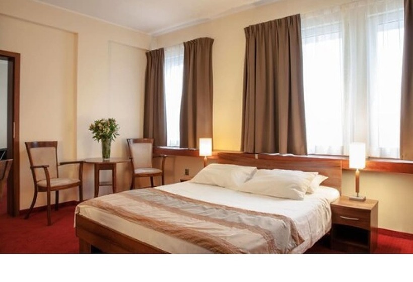 اتاق استاندارد یک نفره, M