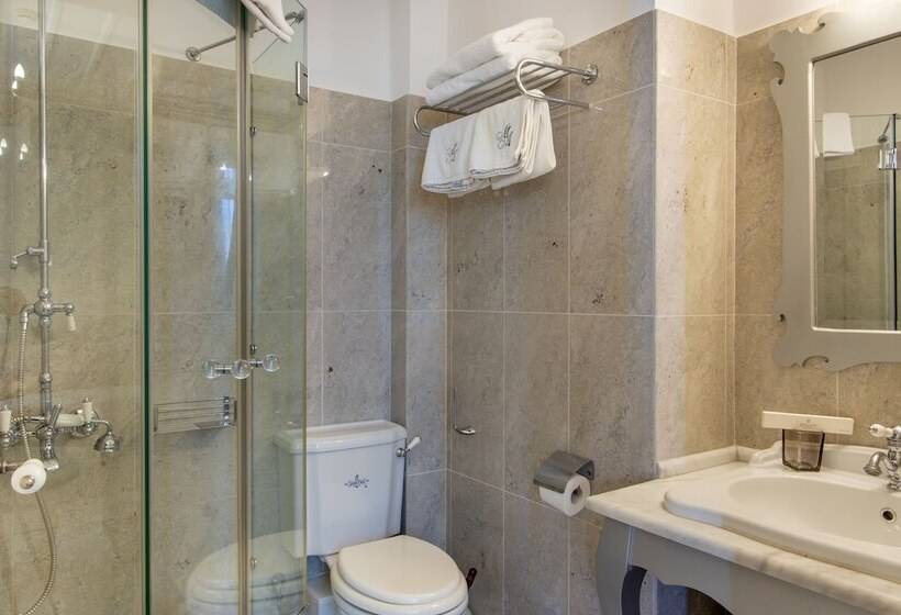 جناح, Micra Anglia Boutique Hotel & Spa