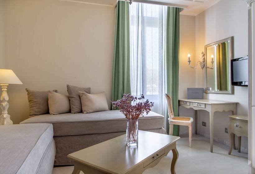 جناح, Micra Anglia Boutique Hotel & Spa