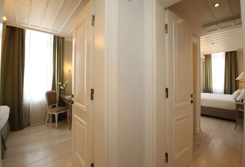 جناح, Micra Anglia Boutique Hotel & Spa