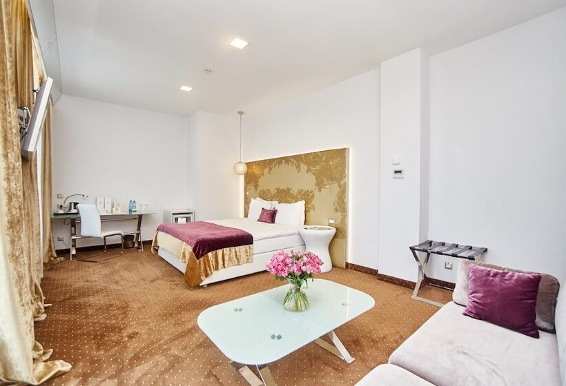 سوییت جونیور, Panorama De Luxe