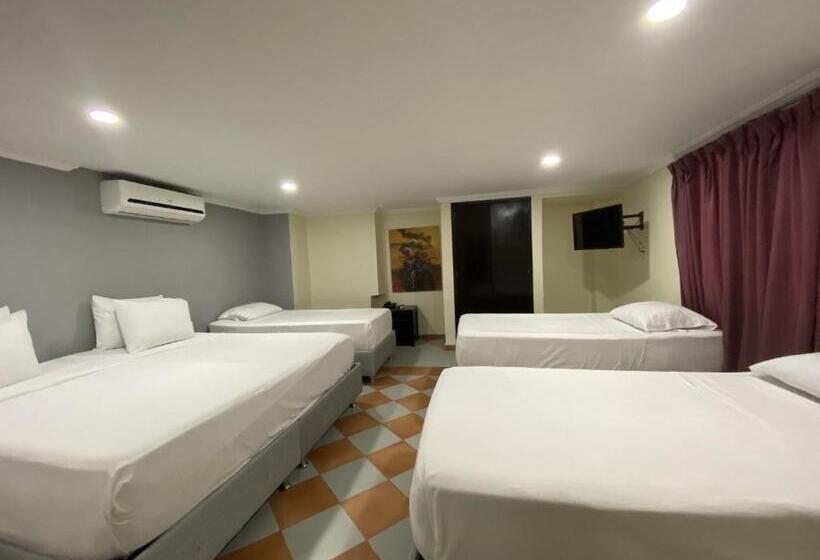 اتاق خانوادگی, Puerta De Oro