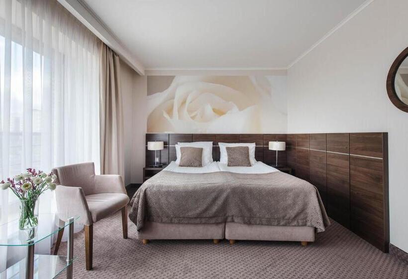 غرفة بريميوم إطلالة جانبية على البحر, Różany Gaj   Destigo Hotels