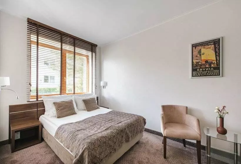 エコノミールーム, Różany Gaj Destigo Hotels