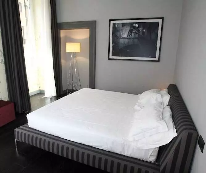 سوییت جونیور, Suite Art Navona