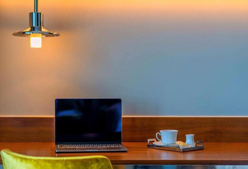 Classic Room with Views, The Artisan Istanbul Mgallery