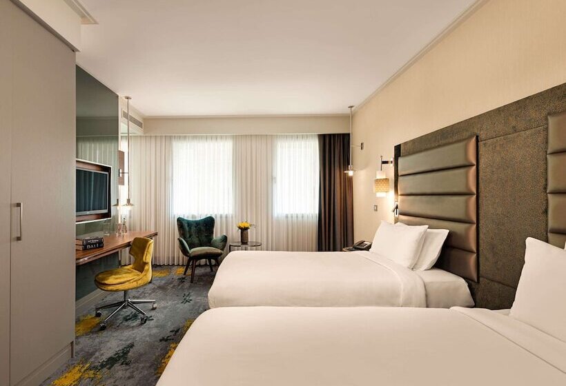 اتاق سوپریور با چشمانداز شهر, The Artisan Istanbul Mgallery