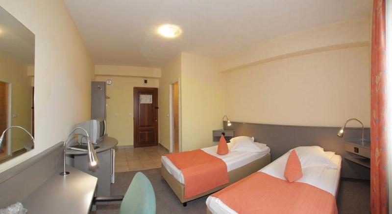 キングサイズベッドのスタンダードルーム, Jw Marriott Hotel Riyadh