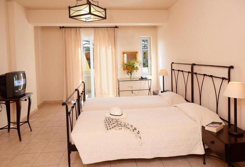 高级工作室, Lambrinos Suites