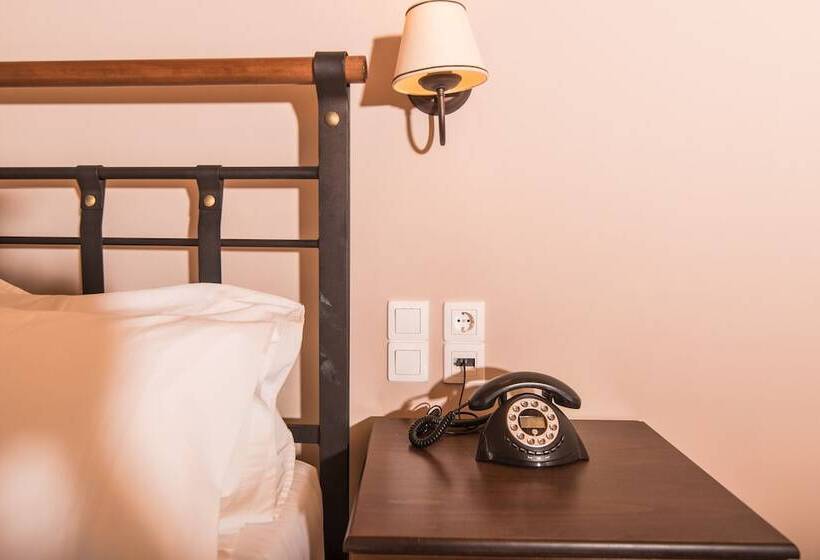 패밀리 룸 풀장 전망, Maistrali Hotel Zante