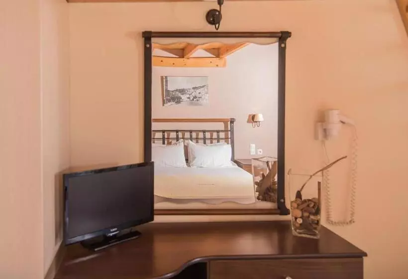 اتاق خانوادگی با چشمانداز استخر, Maistrali Hotel Zante