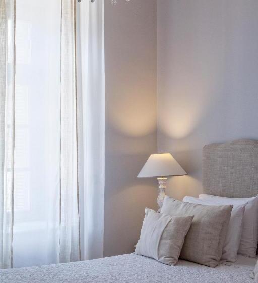 جناح, Micra Anglia Boutique Hotel & Spa