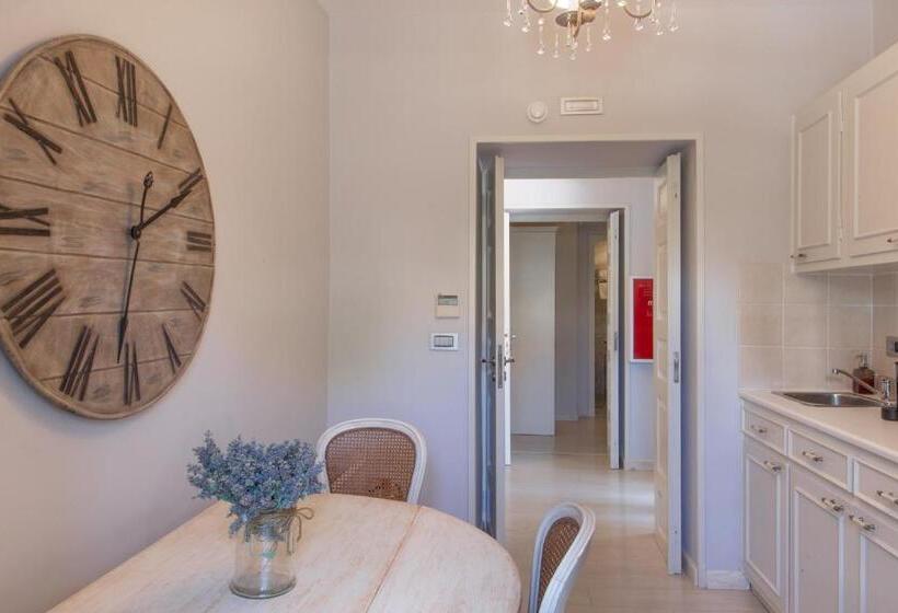 جناح مزود بحمام سباحة, Micra Anglia Boutique Hotel & Spa