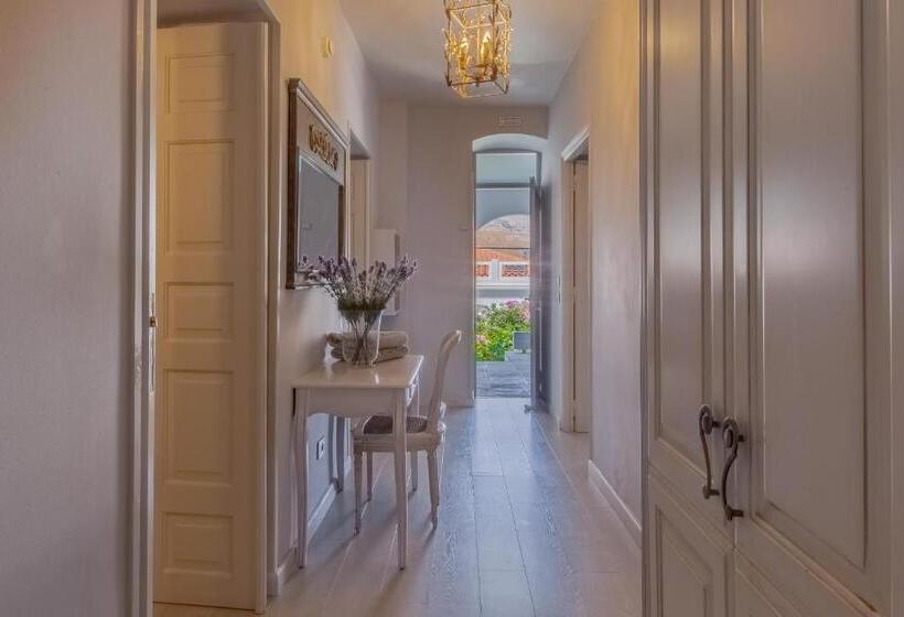 جناح مزود بحمام سباحة, Micra Anglia Boutique Hotel & Spa